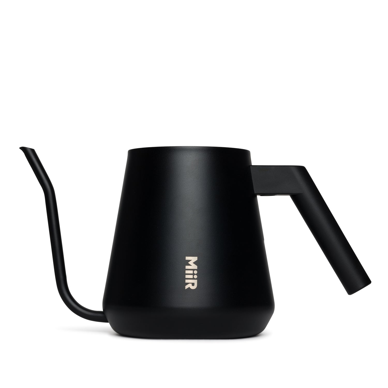 new-standard-pour-over-kettle-w8 Pour_Over_Kettle_Black_Studio_0222_Front.jpg