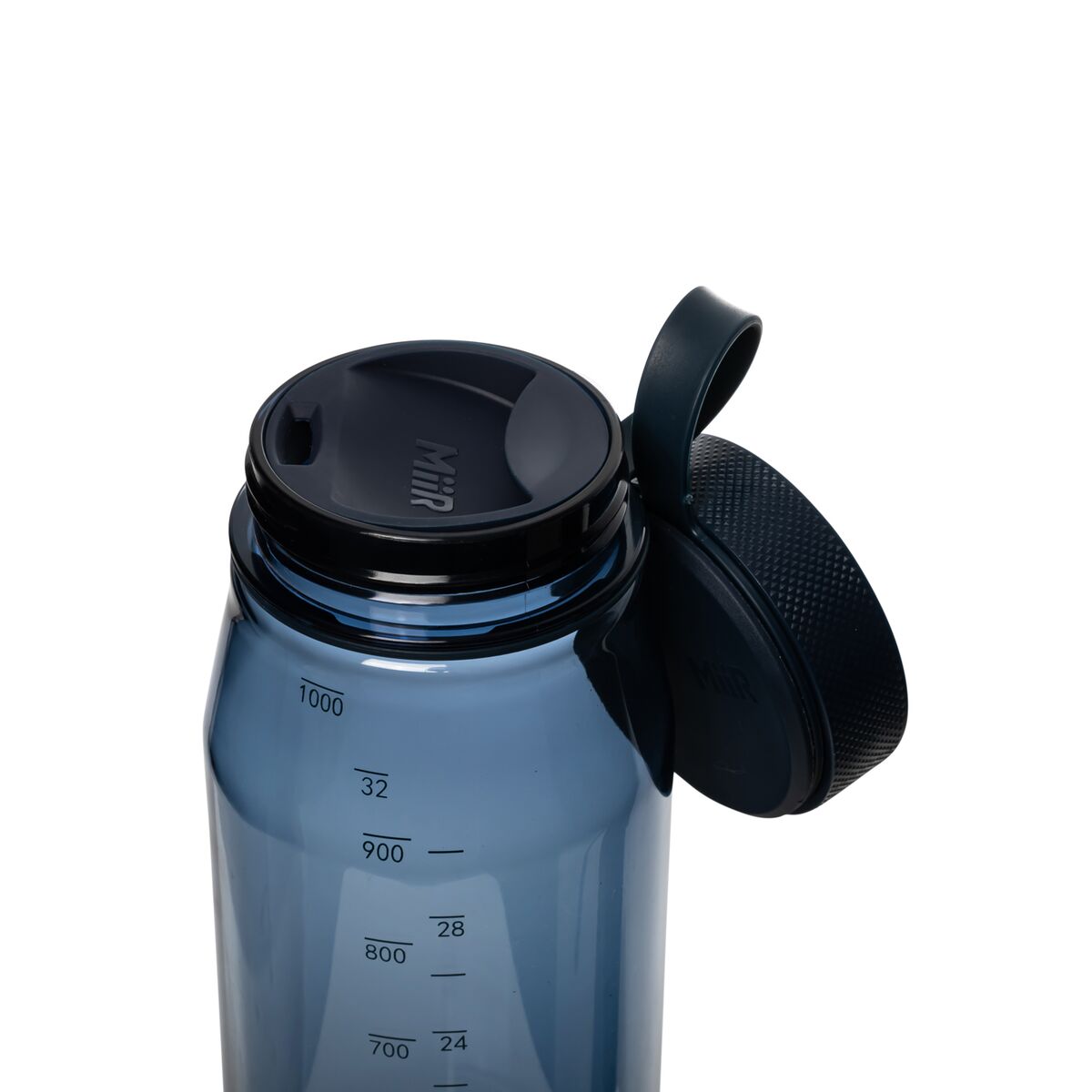 everywhere-bottle-a7 WebPDP-33oz_Everywhere_Bottle_TidalBlue__EWB1PN32215_X2Studio_TetherTwist.jpg
