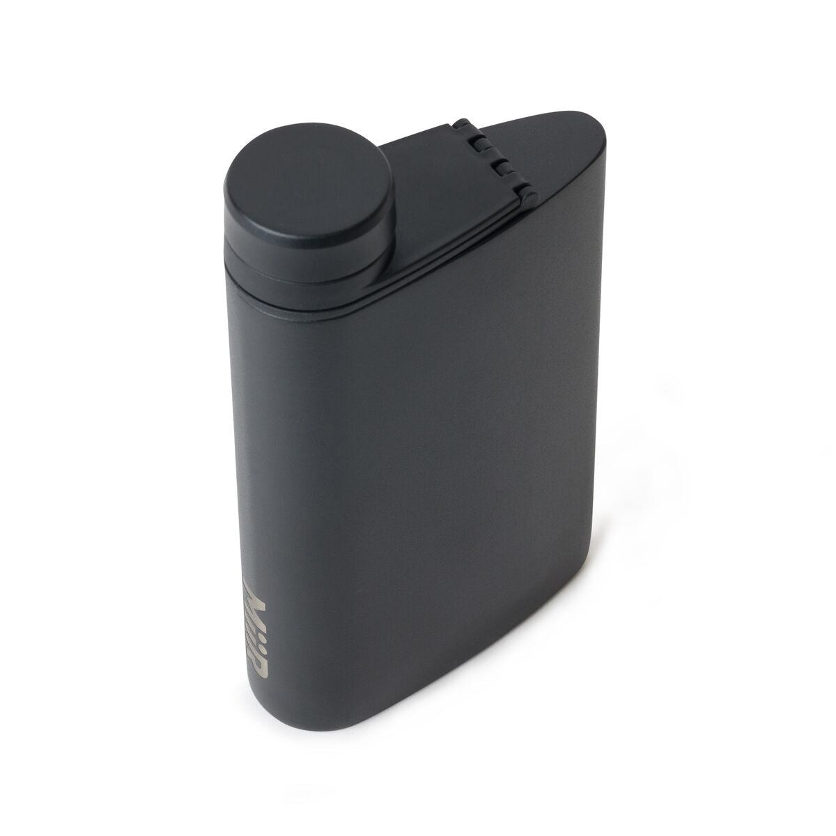 aero-flask-e6 WebPDP-Flask_Black_Studio_1022_45Deg_Closed__FLK1SSOS002.jpg