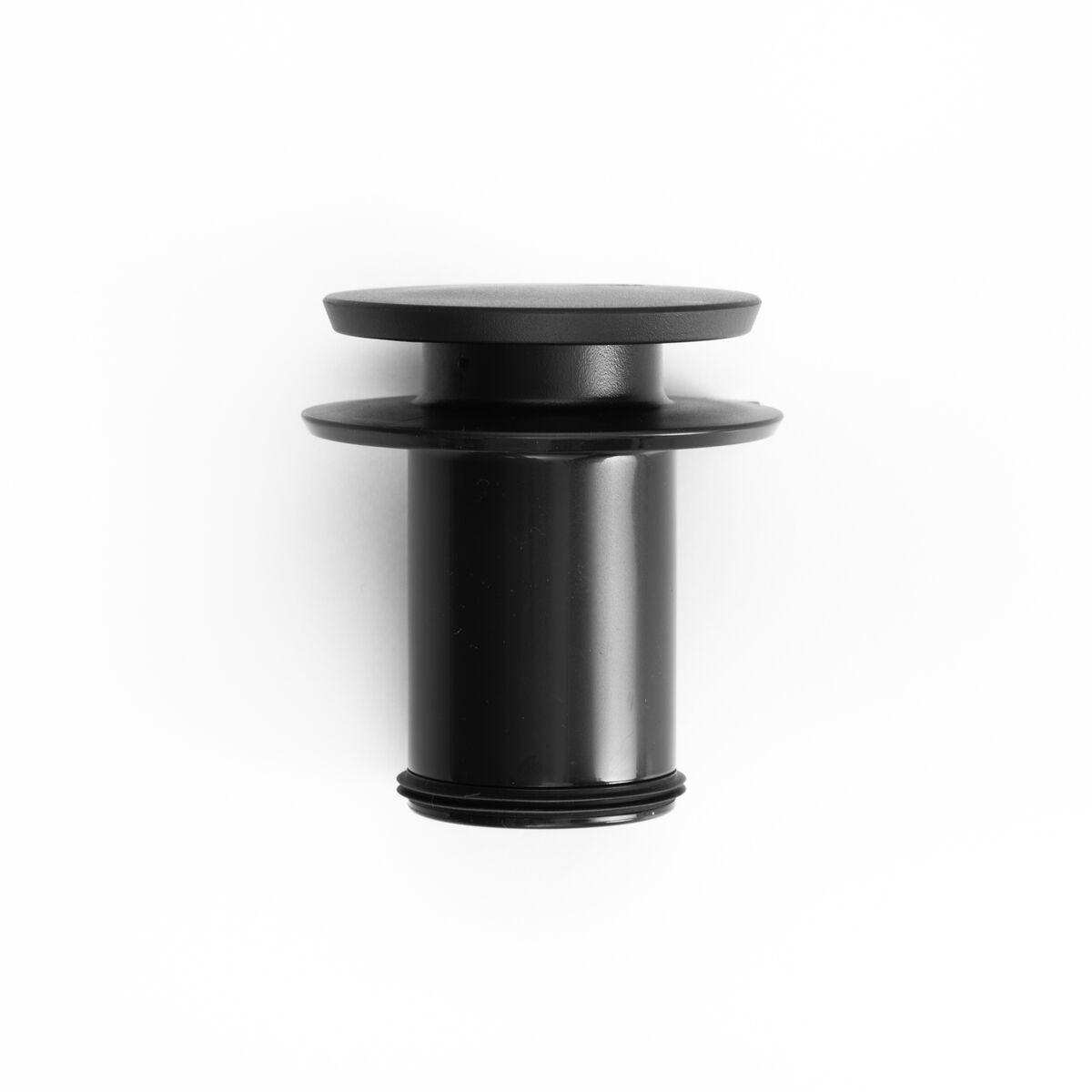 new-standard-carafe-t4 WebPDP-PolishedStainlessCarafe_33oz_SS_StudioX207182024_Lid__CAR1SVOS005.jpg