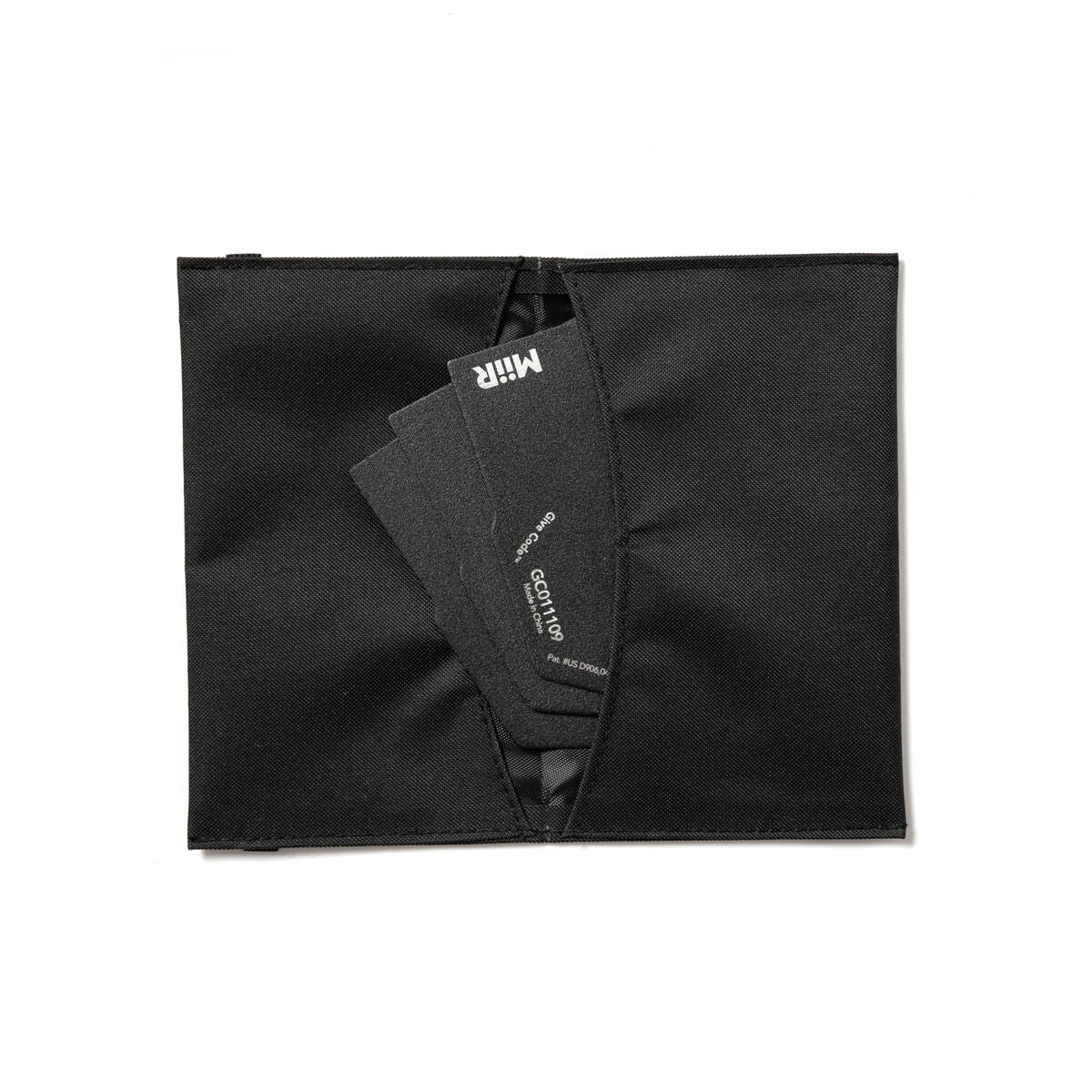 pourigami-x8 WebPDP-Pourigami_Black_Case__POG2SN00002_Studio_Open.jpg