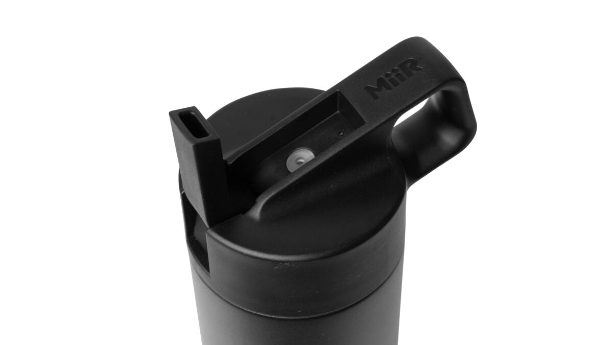straw-bottle-j8 WebPDP-Straw_Lid_2_Black_Studio_0221_45deg_Open__WMB1SL20002.jpg