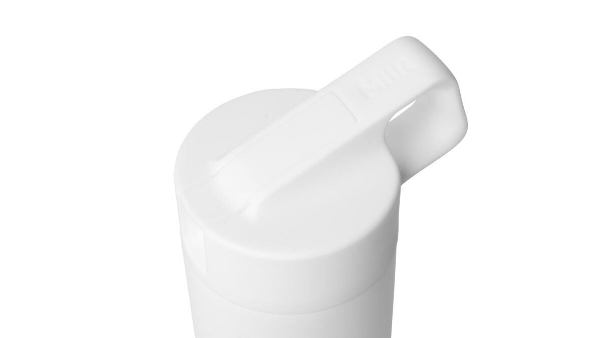 straw-bottle-j8 WebPDP-Straw_Lid_2_White_Studio_0221_45deg_Closed__WMB2SL20001.jpg